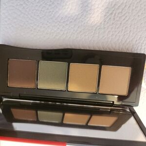 Shiseido Eyeshadow Palette with Brown and Green Hues